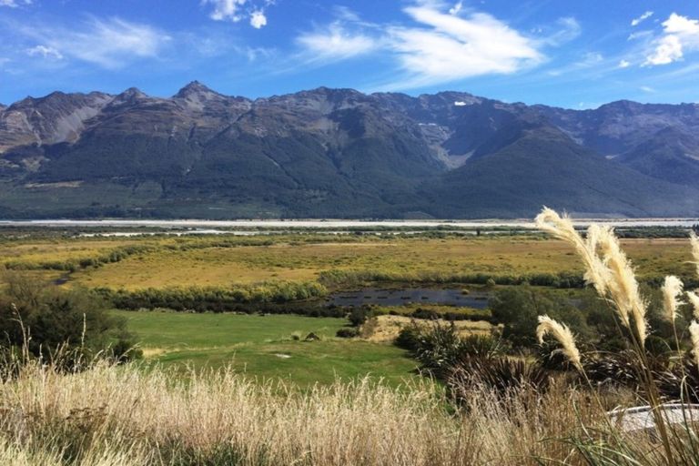 Photo of property in 17 Rosie Way, Glenorchy, 9372