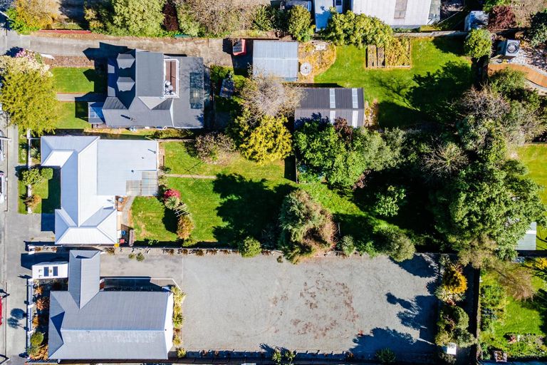 Photo of property in 28 Leonard Street, Waimate, 7924