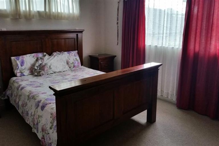 Photo of property in 404 Chapel Road, Flat Bush, Auckland, 2016