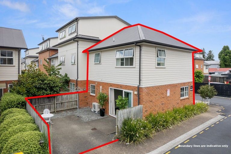 Photo of property in 30 Chiefs Court, Hamilton East, Hamilton, 3216