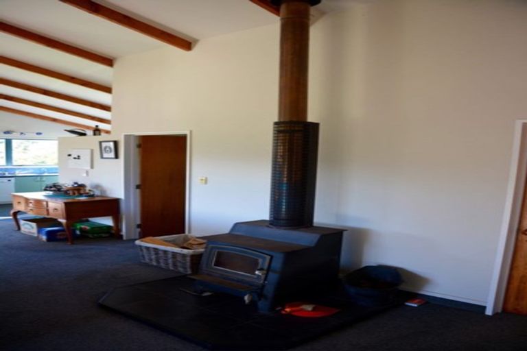 Photo of property in 68 Waverley Street, Karamea, 7893
