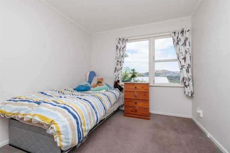 Photo of property in 29 Kahikatea Grove, Paparangi, Wellington, 6037