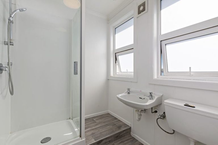 Photo of property in 1 Aurora Street, Petone, Lower Hutt, 5012