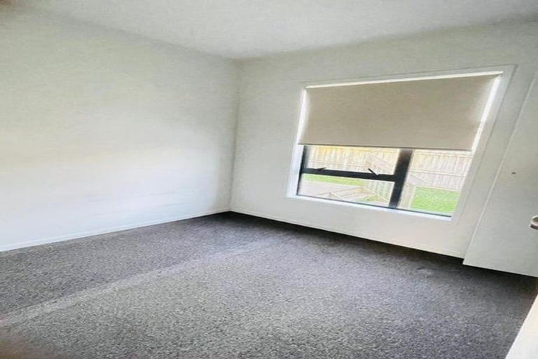 Photo of property in 20 Gambare Place, Wattle Downs, Auckland, 2103