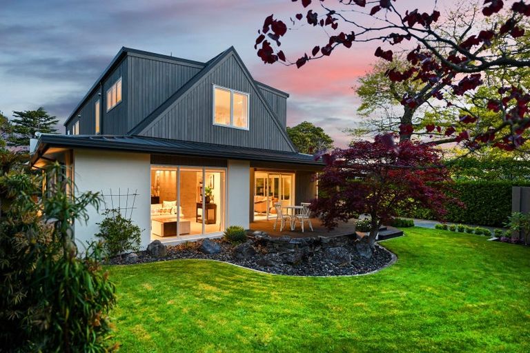 Photo of property in 8 Chevron Place, Ilam, Christchurch, 8041