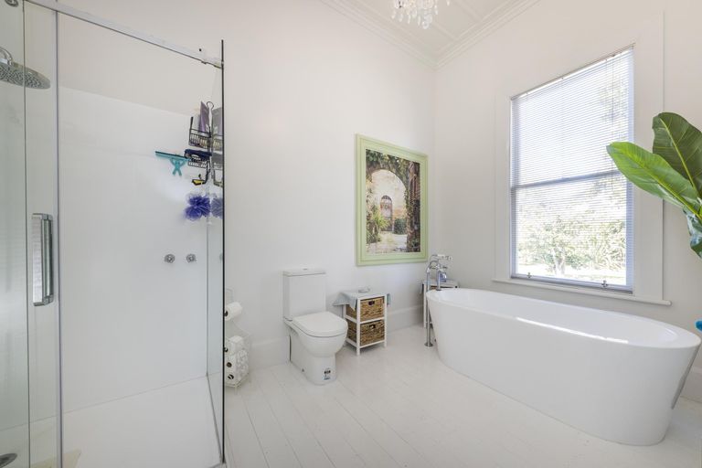 Photo of property in 20 Dundas Road, Sanson, 4817