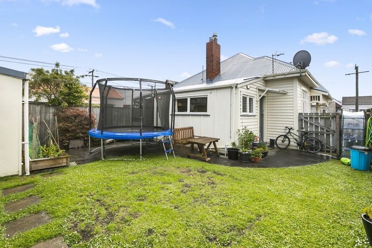 Photo of property in 59 Oxford Street, South Dunedin, Dunedin, 9012