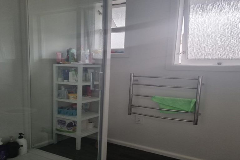 Photo of property in 3a Farnham Place, Ilam, Christchurch, 8041