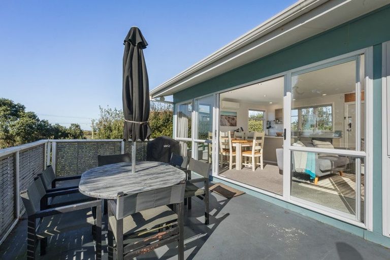 Photo of property in 116 Seaforth Road, Waihi Beach, 3611