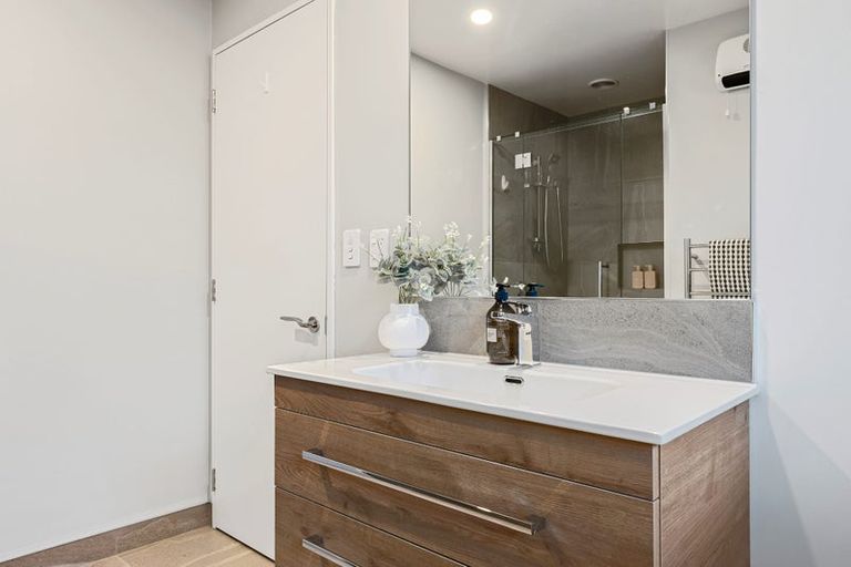 Photo of property in 5 Pierce Street, Marshland, Christchurch, 8083