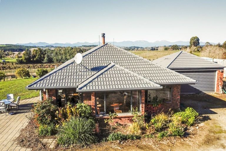 Photo of property in 307 Central Road, Upper Moutere, 7175