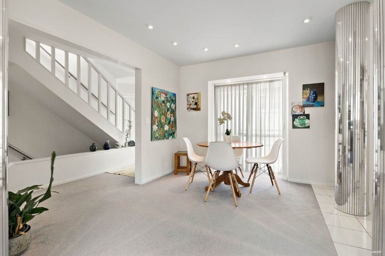 Photo of property in 1/30 Matipo Road, Mairangi Bay, Auckland, 0630