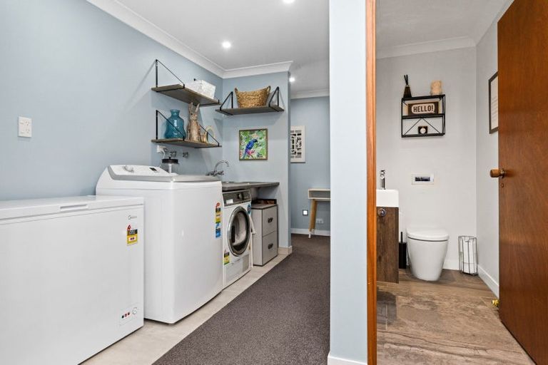 Photo of property in 1 Spriggs Crescent, Greenmeadows, Napier, 4112