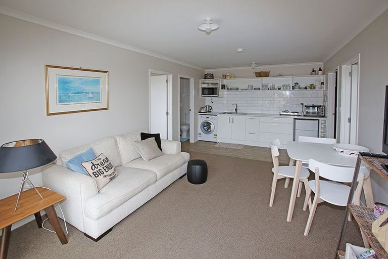 Photo of property in 29 Bella Vista Drive, Gulf Harbour, Whangaparaoa, 0930