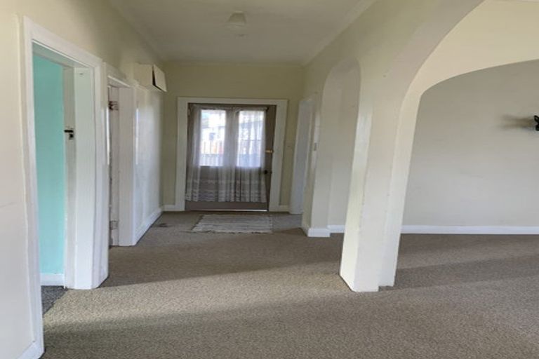 Photo of property in 36 Balmoral Street, Levin, 5510