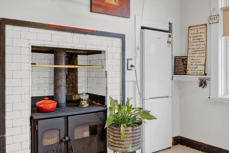 Photo of property in 8 Lincoln Street, Patea, 4520