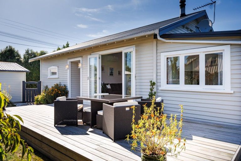 Photo of property in 143 Oxford Street, Ashhurst, 4810