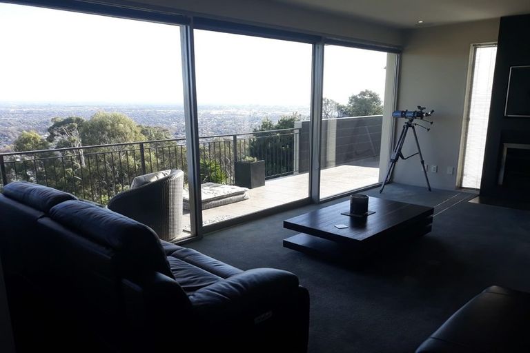 Photo of property in 5 Yelverton Place, Huntsbury, Christchurch, 8022