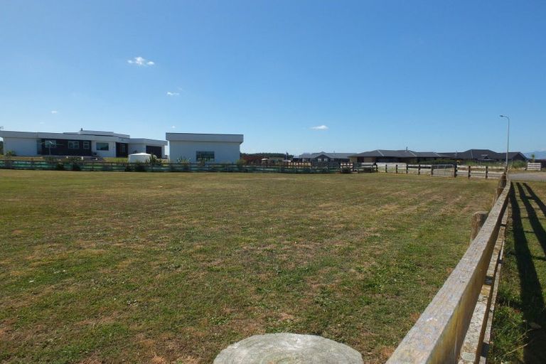 Photo of property in 2 Nicolas Place, Foxton Beach, Foxton, 4815