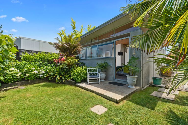 Photo of property in 5 Harbour View Road, Point Wells, Warkworth, 0986