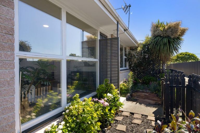 Photo of property in 6/98 Mathesons Road, Phillipstown, Christchurch, 8011