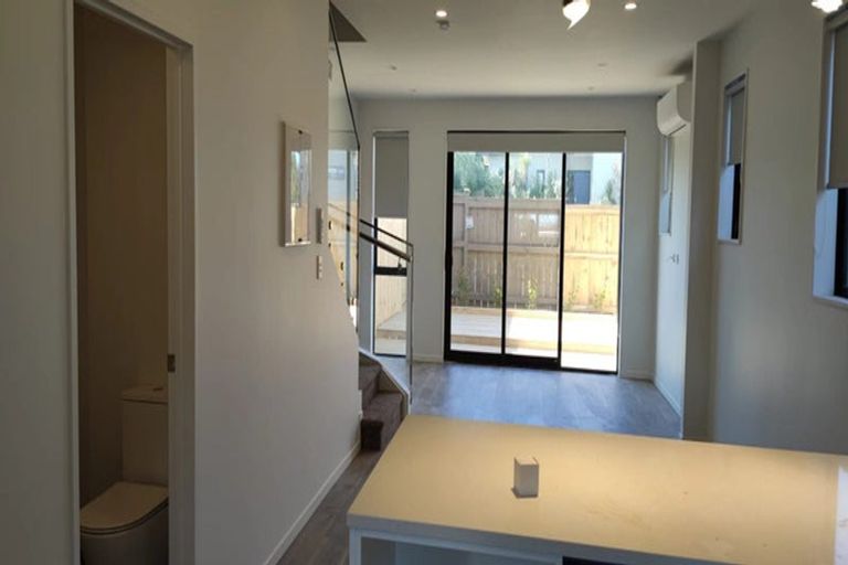 Photo of property in 22b Glendhu Road, Bayview, Auckland, 0629