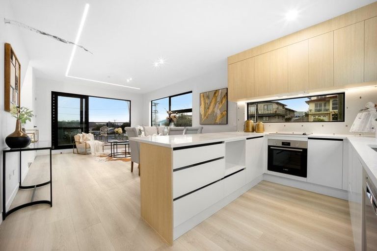 Photo of property in 1/37 Hillside Road, Papatoetoe, Auckland, 2025