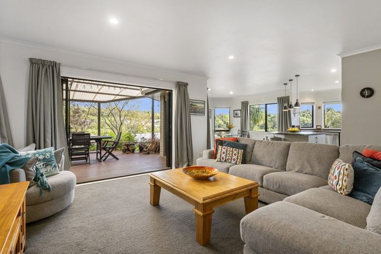 Photo of property in 166 Waterside Drive, Pyes Pa, Tauranga, 3112