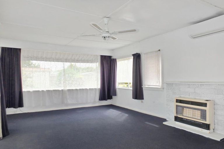 Photo of property in 2 Hillary Street, Foxton, 4814