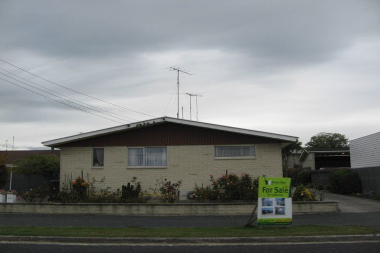 Photo of property in 8a Argyle Street, Balclutha, 9230