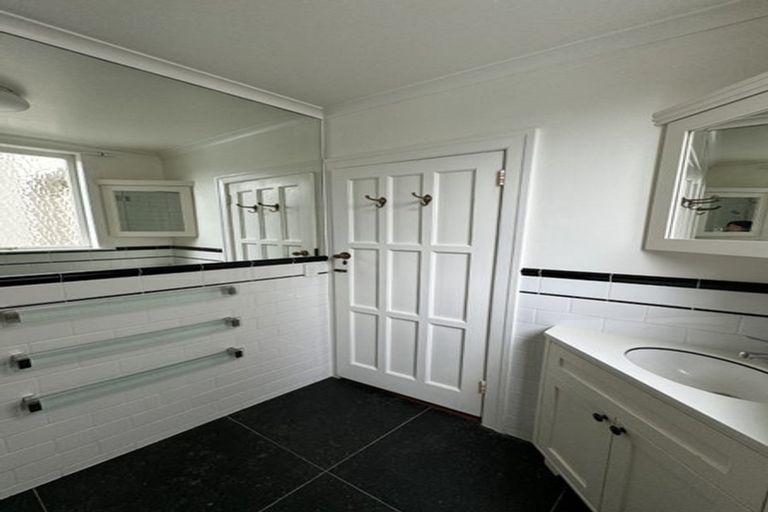 Photo of property in 5/30 Saint Georges Bay Road, Parnell, Auckland, 1052