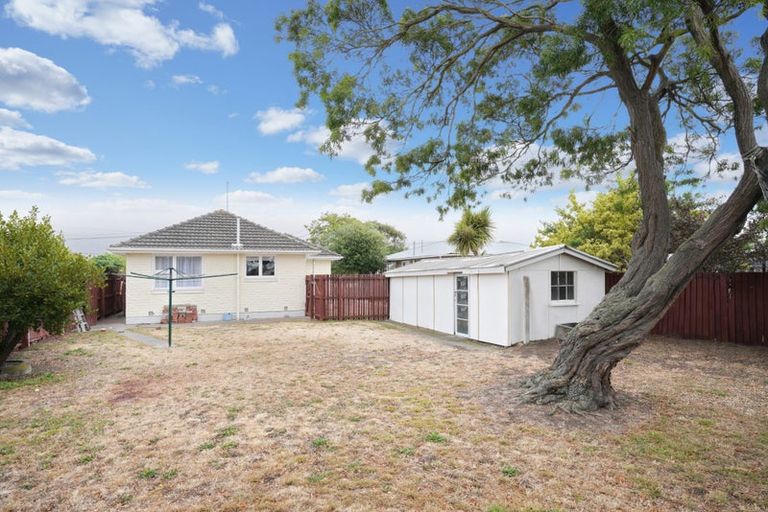Photo of property in 18 Warblington Street, Aranui, Christchurch, 8061