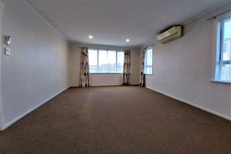 Photo of property in 21 Rogers Road, Manurewa, Auckland, 2102