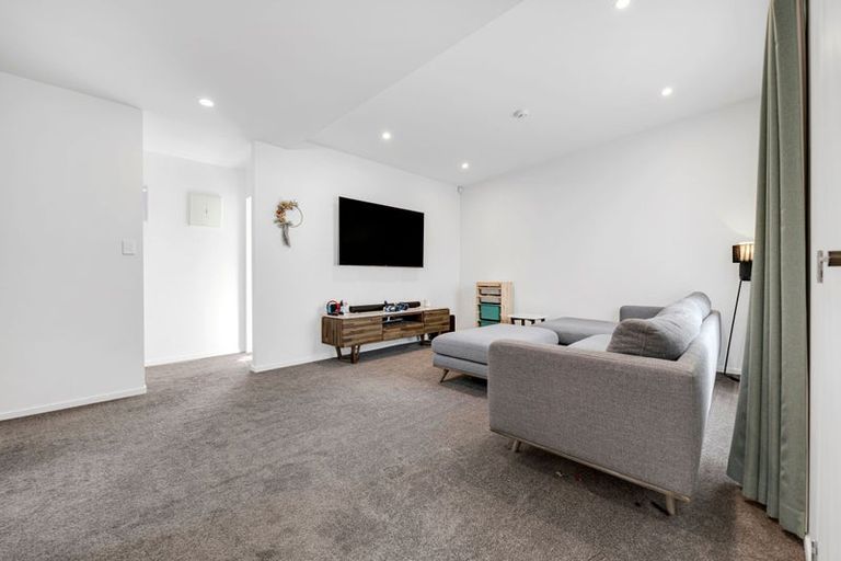 Photo of property in 10 Koropiko Lane, Flat Bush, Auckland, 2019