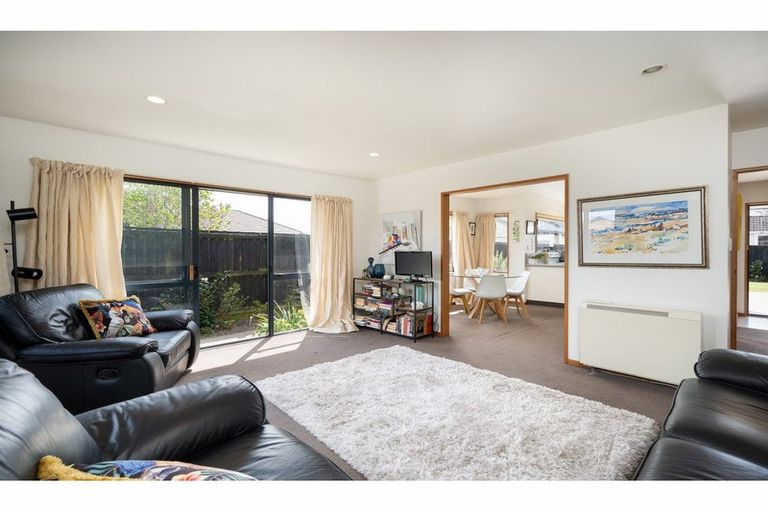 Photo of property in 2/59 Bevington Street, Avonhead, Christchurch, 8042