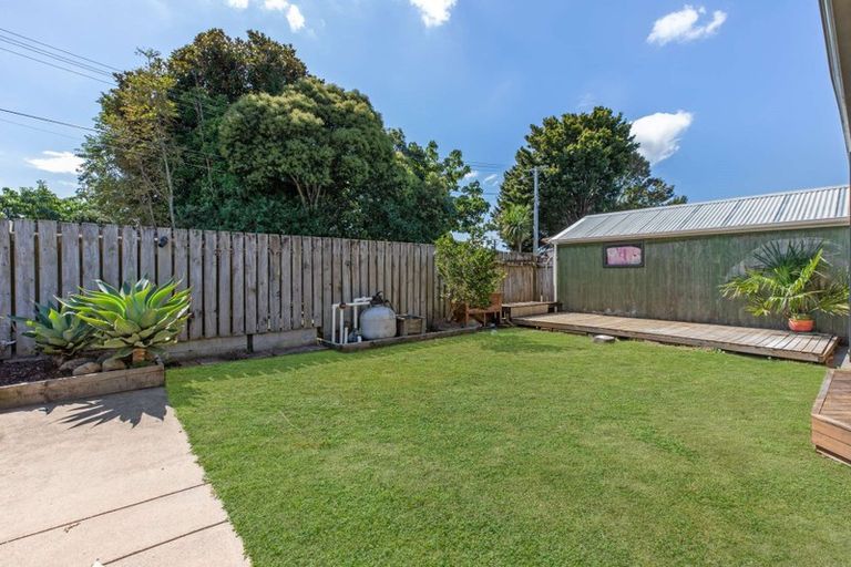 Photo of property in 35a Clevedon Road, Papakura, 2110