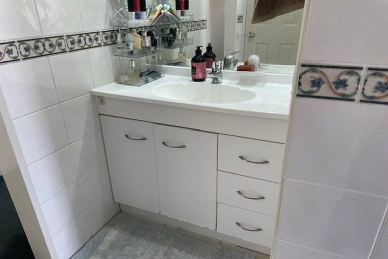 Photo of property in 109a Princes Street, Pukekohe, 2120