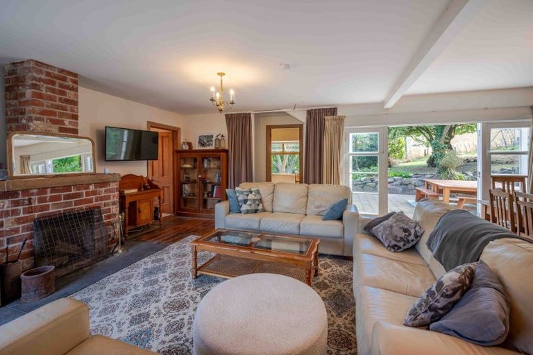 Photo of property in 118 Wharf Road, Pigeon Bay, 7583