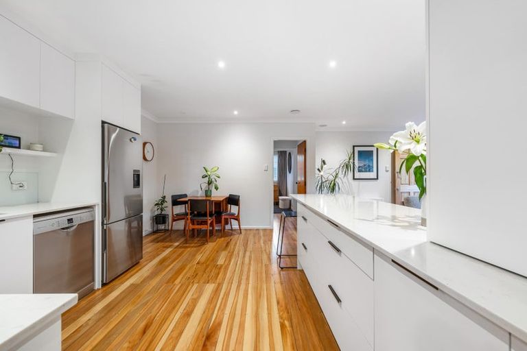 Photo of property in 17 Poto Street, Te Atatu South, Auckland, 0610