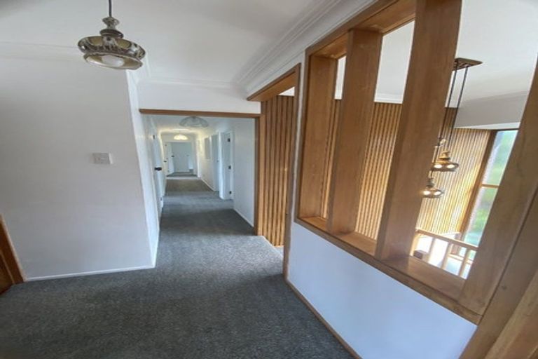 Photo of property in 1/46 Lyons Avenue, Murrays Bay, Auckland, 0630