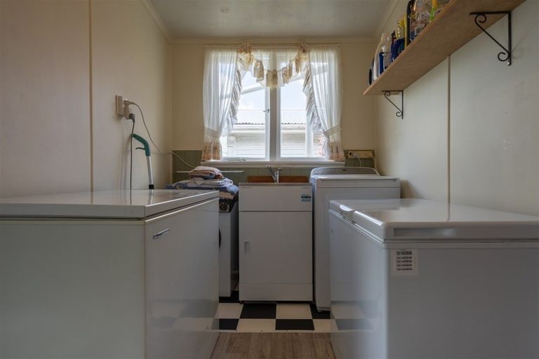 Photo of property in 16 Macfarlane Street, Kawakawa, 0210