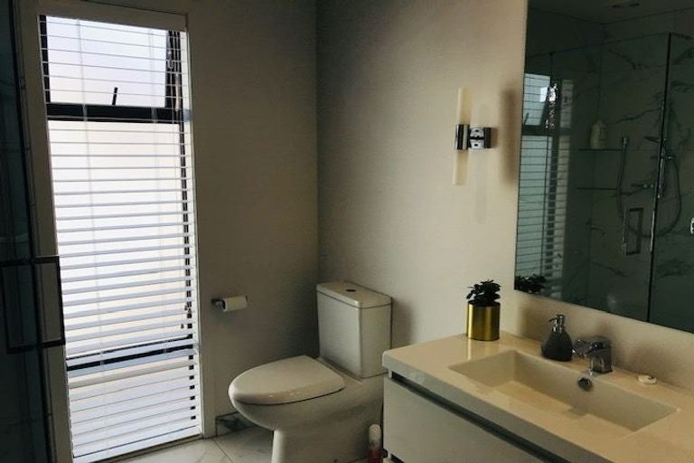 Photo of property in 1/25 Thackeray Street, Hamilton Lake, Hamilton, 3204