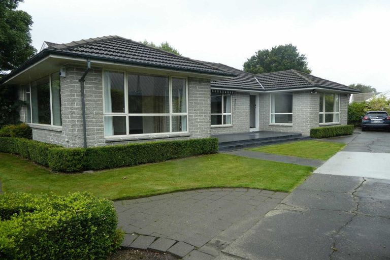 Photo of property in 173 Fendalton Road, Fendalton, Christchurch, 8052