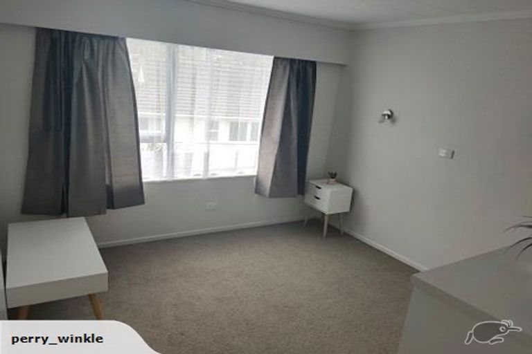 Photo of property in 1/4 Florio Terrace, Tawa, Wellington, 5028