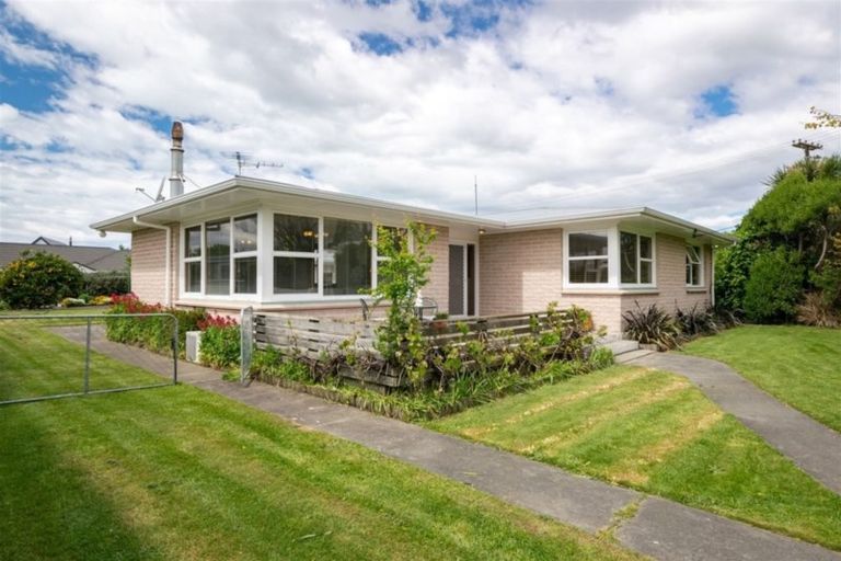 Photo of property in 42 Vickerman Street, Grovetown, Blenheim, 7202