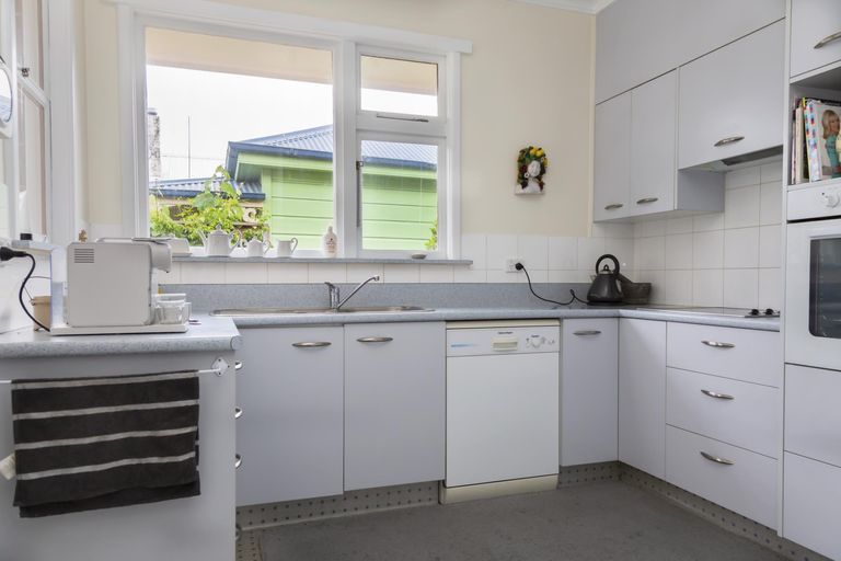 Photo of property in 43 Hull Street, South Hill, Oamaru, 9400