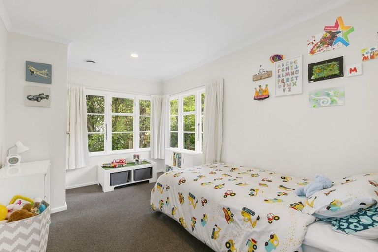 Photo of property in 27 Chapman Crescent, Naenae, Lower Hutt, 5011