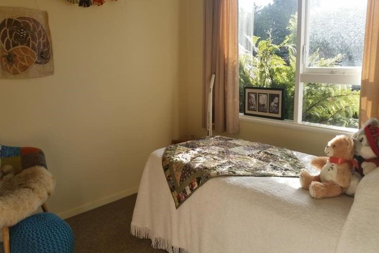 Photo of property in 2/4 Lomax Place, Islington, Christchurch, 8042