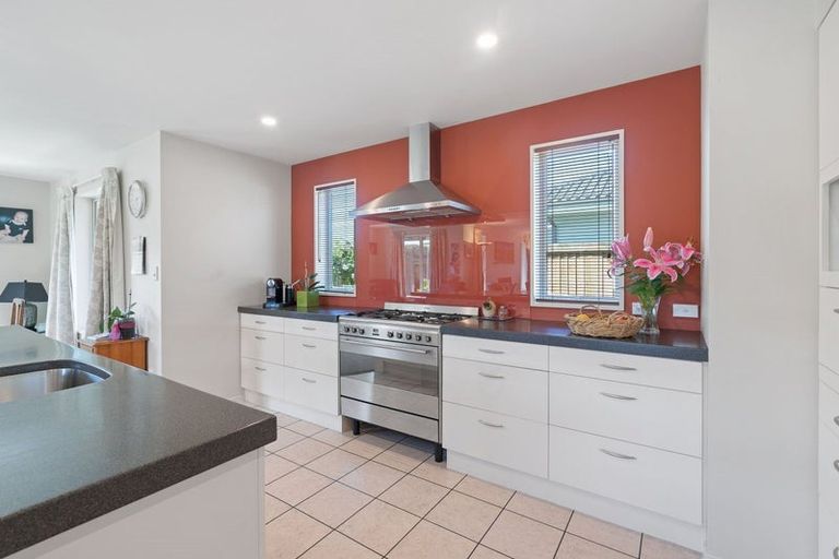 Photo of property in 26 Sovereign Gardens, Halswell, Christchurch, 8025