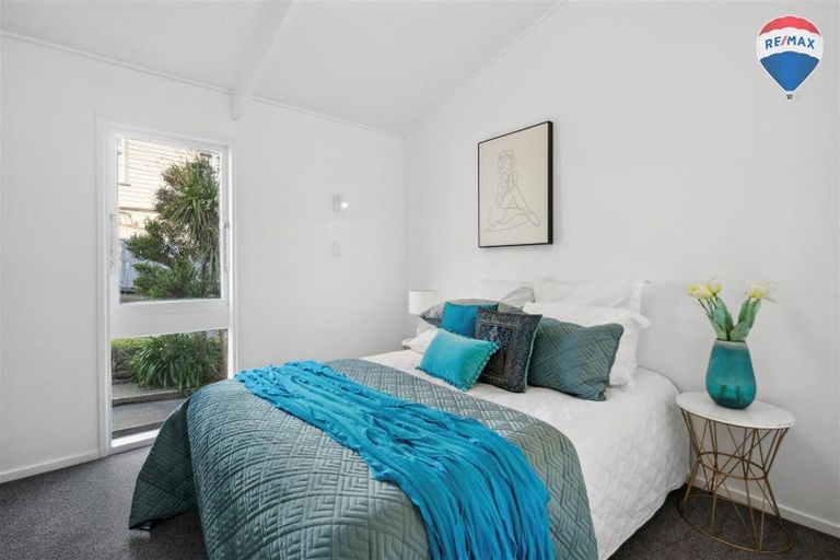 Photo of property in 51 Normandale Road, Normandale, Lower Hutt, 5010